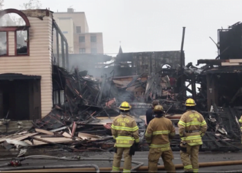 עדות אישית: בית הכנסת שלנו במינסוטה נשרף השבוע. איבדנו הרבה יותר מאשר בניין
