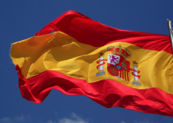 אכזבה למבקשי אזרחות ספרדית: כל הבקשות סומנו כמאושרות, אבל התברר שהיתה זו רק תקלה במחשב