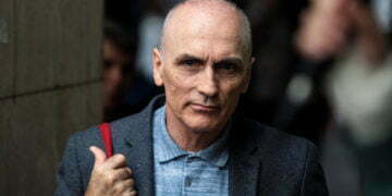 מקורב של קורבין עוזב את מפלגת הלייבור; טוען ל"ציד מכשפות" יהודי