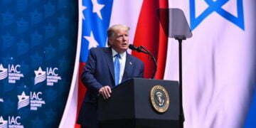 טראמפ לישראלים-אמריקנים: יש יהודים שלא אוהבים מספיק את ישראל
