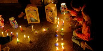 האם חג הנרות הקתולי בקולומביה אינו אלא גלגול של חנוכה?