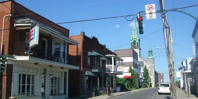 קנדה: חוזה נדל״ן באזור מונטריאול מונע מכירת הבית ליהודים