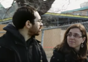 קנדה: זוג חרדי לשעבר תובע את הממשלה על שלא דאגה שיקבלו חינוך הולם