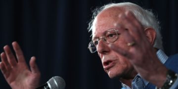 ברני סנדרס רוצה להיות הנשיא היהודי הראשון בארה״ב. ליהודי אמריקה זה לא משנה הרבה