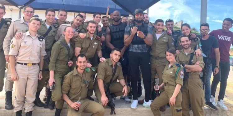 האתגר של שחקני הפוטבול המקצוענים: מסלול מכשולים צה״לי