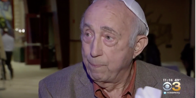 בעשור התשיעי לחייהם, ניצולי שואה רבים חוגגים בר מצווה מאוחרת