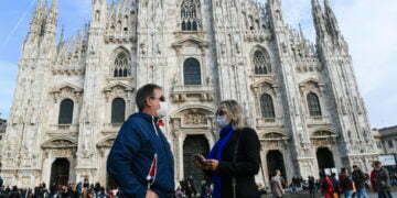 'זה מפריד משפחות': כיצד הסֶגר בגלל נגיף הקורונה פוגע ביהודי איטליה