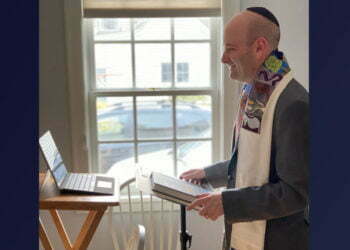 מהשפעות הקורונה: המתפללים נוהרים (וירטואלית) לבתי הכנסת