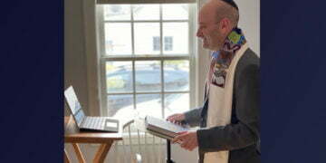 מהשפעות הקורונה: המתפללים נוהרים (וירטואלית) לבתי הכנסת