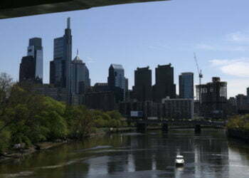 יהדות בעידן קורונה: חברי הקהילה בפילדלפיה מוצאים פתרונות יצירתיים