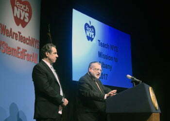 הקהילה האורתודוקסית בארה״ב מתמודדת עם הקורונה, אבל גם עם אנטישמיות ויוקר המחייה