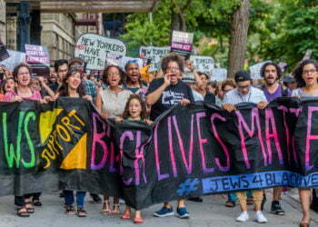 על רקע מאבק השחורים בארה״ב, היהודים הלא-לבנים תובעים את מקומם בקהילה היהודית