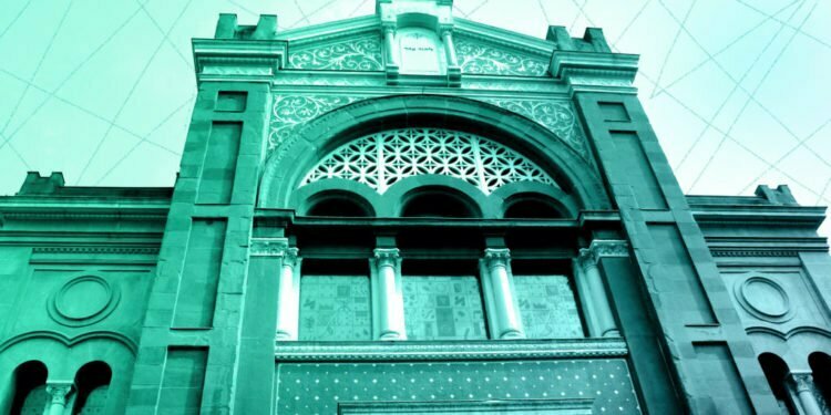 הקהילות היהודיות באירופה הן ארגון ממוסד ומסודר, שמתפקדות כמועדון חברים סגור