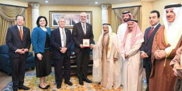 יהודים חיים בבחריין זה 140 שנה. הסכם השלום שנחתם עם ישראל משנה את חייהם