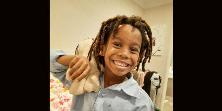 איך ביצוע של ילד בן-6 ל״אבינו מלכנו״ הפך ויראלי