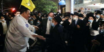 "אנחנו במלחמה": הכירו את השי טישלר, הילד הרע של בורו פארק