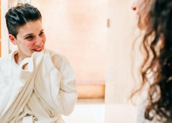 יהודים להטב״ים מוצאים משמעות חדשה בטבילה במקווה