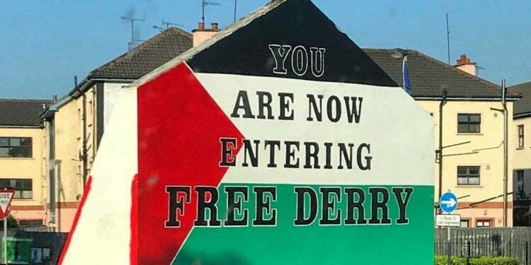 'את יהודייה קתולית או יהודייה פרוטסטנטית?' החוויה המורכבת של חיים יהודיים בצפון אירלנד