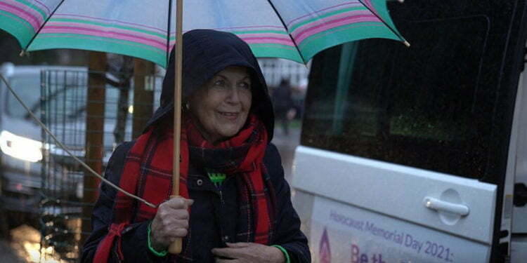 האולפן הנייד שמאפשר לתעד את סיפורי ניצולי השואה, גם בעידן הקורונה