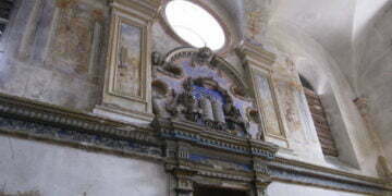 בתי כנסת היסטוריים במזרח אירופה נמכרים במחיר של מכונית משומשת