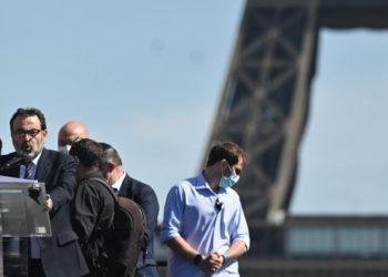 בעצרת לזכרה של שרה חלימי בפאריס, החלה יהדות צרפת לגלות סימני שבירה