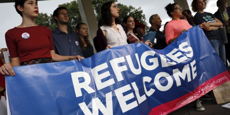 'חשים הקלה אבל גם אכזבה': איך מתאים עצמו ארגון הסיוע היהודי לפליטים לעידן החדש של ג׳ו ביידן