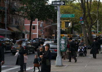 שכונת וויליאמסבורג החרדית הפכה למעוז היפסטרי, והתושבים החסידיים נאבקים לשמור על זהותם