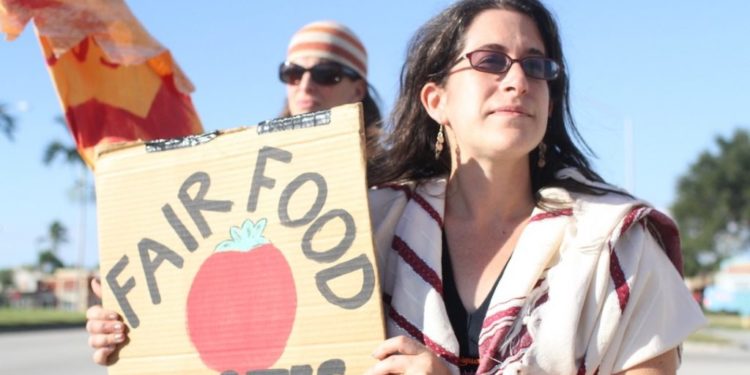 המשימה של הרבה: לגייס את הקהילה היהודית למאבק למען צדק חברתי בתאגידי הענק