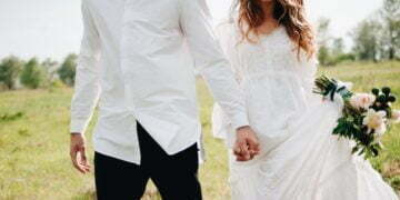 רוב היהודים האמריקנים נישאים ללא יהודים, אבל רוב ילדיהם גדלים כיהודים