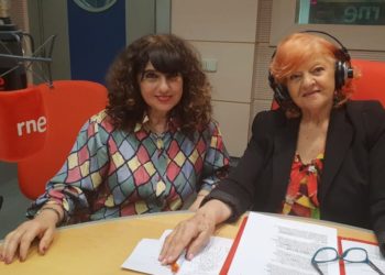 האם והבת שמאחורי תוכנית הרדיו השבועית בלדינו, שחוגגת 35 שנה