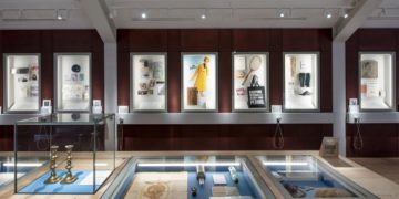 המוזיאון היהודי המחודש במנצ'סטר מנציח קהילה שהותירה מאחור את עברה התעשייתי