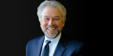 ראש ׳הלל׳ באוניברסיטה עם האוכלוסייה היהודית השנייה בגודלה באמריקה, מודאג לגבי עתיד החיים היהודיים בקמפוס