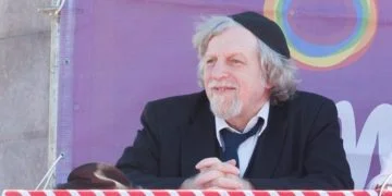 נפטר מקורונה הרב מבואנוס איירס שהפך את בית הכנסת שלו למרכז חיסונים