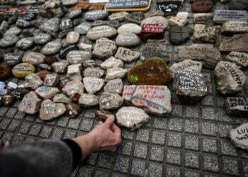 לציון 100,000 מתים מקורונה, ארגנטינה מאמצת מסורת של בתי קברות יהודיים