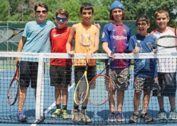 החזית החדשה במאבק בתקיפות אנטישמיות: מחנות קיץ יהודיים