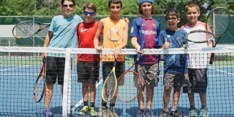 החזית החדשה במאבק בתקיפות אנטישמיות: מחנות קיץ יהודיים