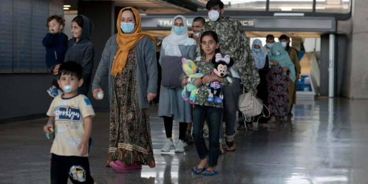 הקהילות היהודיות בארה״ב מתגייסות לעזור לפליטים אפגניים