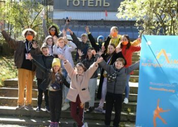 יהודי אוקראינה מוצאים סיבה לחגוג למרות הקשיים בארצם