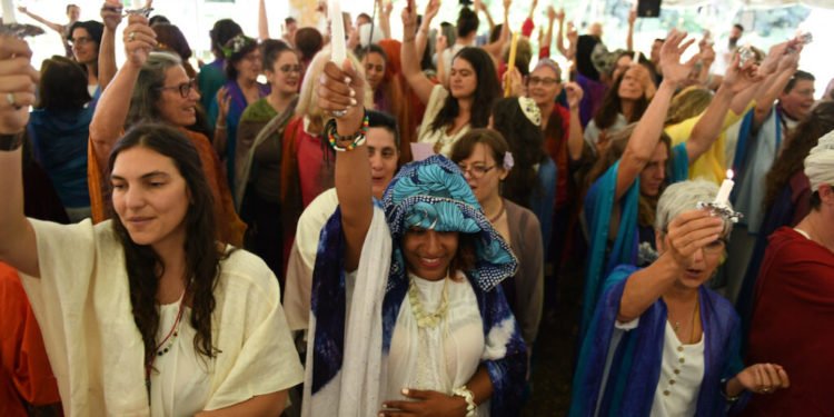 תנועת הכוהנות העבריות שואפת לשים במרכז את קולות הנשים ביהדות