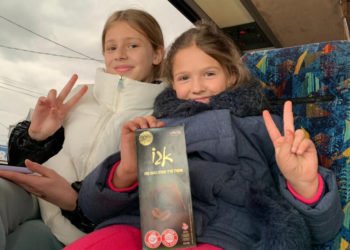 "זו עבודת קודש": נוצרים עוזרים ליהודים אוקראינים להימלט מהמלחמה לישראל