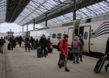 יהודי רוסיה מחפשים כל דרך לעזוב את ארצם המנודה