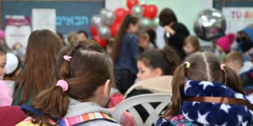 בנוף הגליל, מוצאים הפליטים מאוקראינה בית חם, חינוך דתי – והכל ברוסית