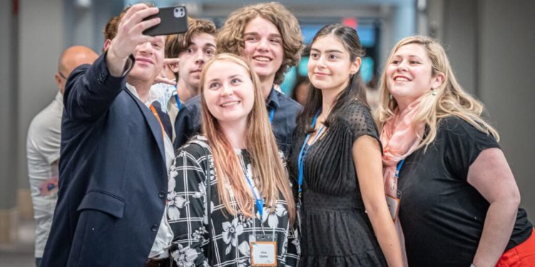 בצילו של משבר עולמי, כנס לימוד FSU העניק הזדמנות מבורכת ל'טעינת מצברים' יהודית