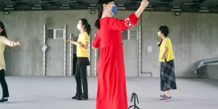 איך הפכו ריקודי העם הישראליים לבילוי לאומי היסטורי בטאיוואן