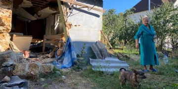 "היהודים הגיעו": בערים שנהרסו בסמוך לקייב, לא צריך להיות יהודי כדי לקבל את חבילות המזון שמחלקת הקהילה