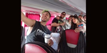 לאכול חגבים למען ישראל: יצאנו ליום כיף עם נבחרת משפיעני טיקטוק פרו-ישראליים